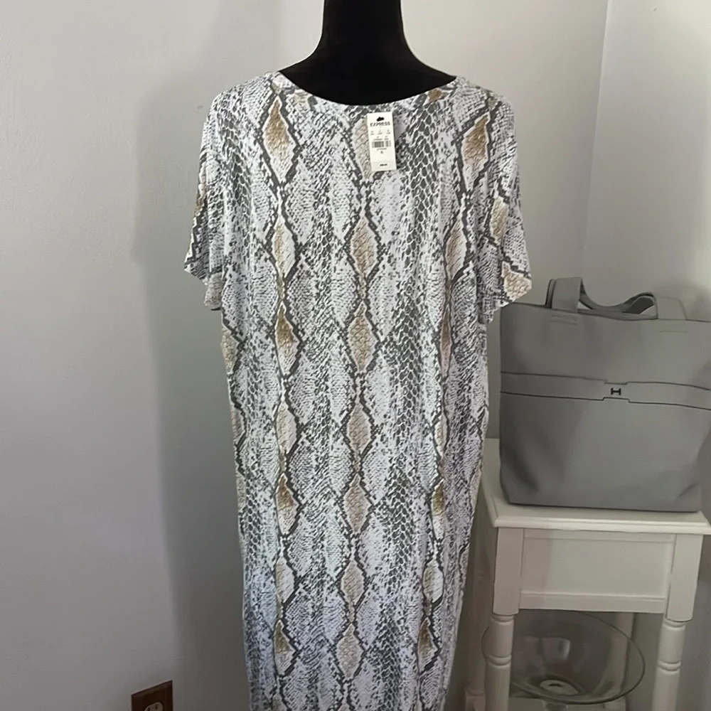 Express Python Print Dress - Picture 5 of 9